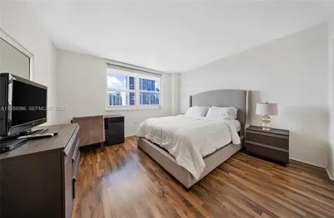 1155 Brickell Bay Drive Miami FL 33131