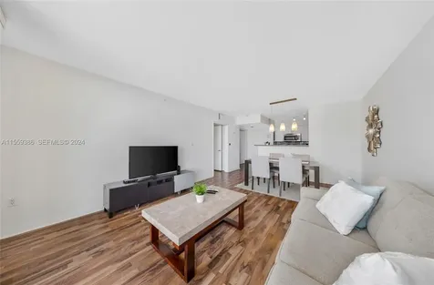 1155 Brickell Bay Drive Miami FL 33131
