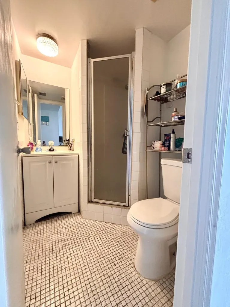 9440B Poinciana Place Davie FL 33324