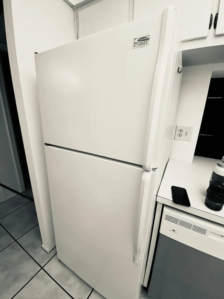 9440B Poinciana Place Davie FL 33324