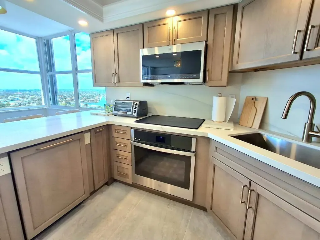 1340 S Ocean Boulevard Pompano Beach FL 33062