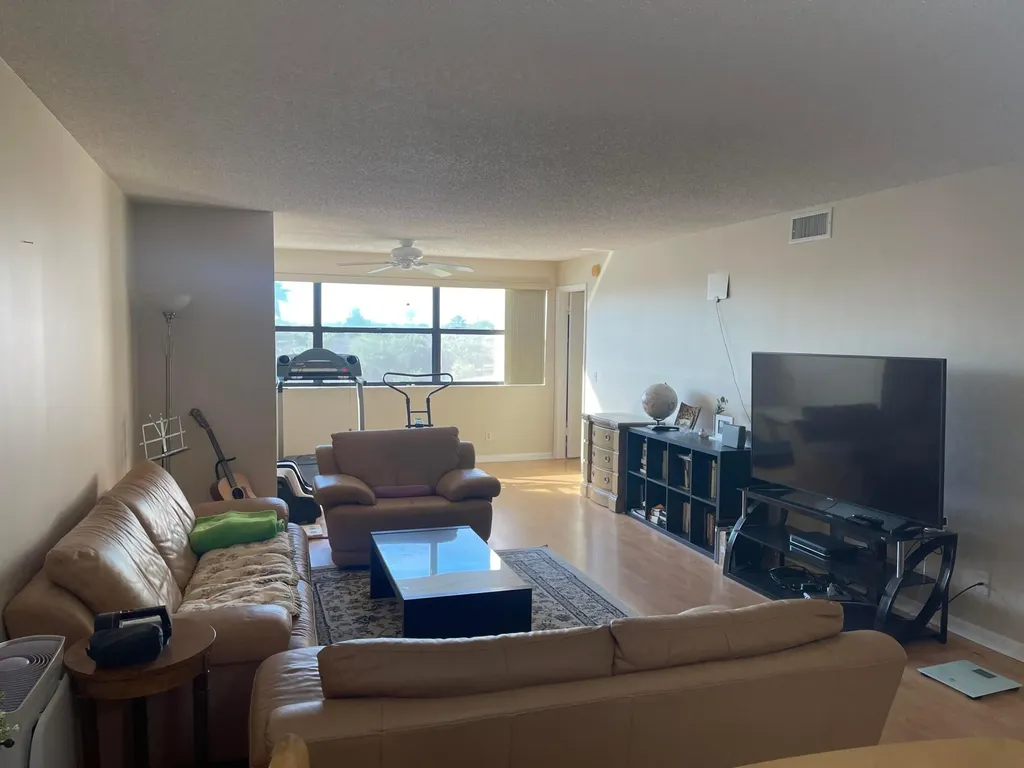 2705 NW 104th Avenue Sunrise FL 33322