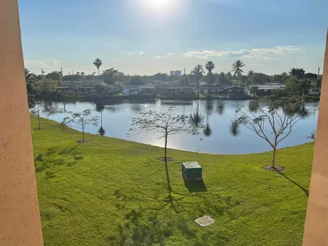 2705 NW 104th Avenue Sunrise FL 33322