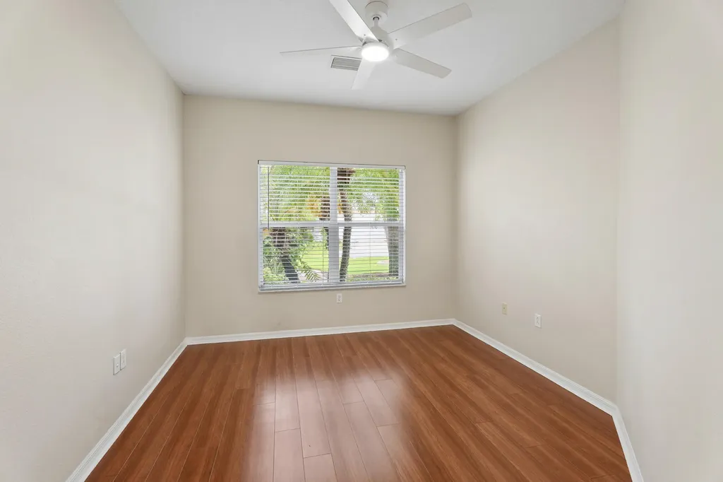 854 SW Rocky Bayou Terrace Port St Lucie FL 34986