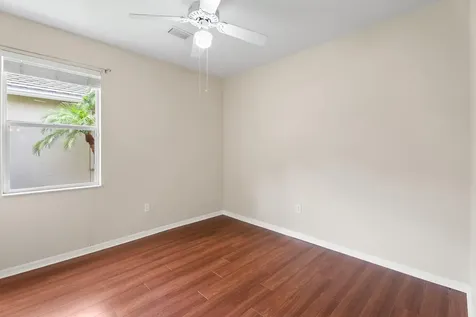 854 SW Rocky Bayou Terrace Port St Lucie FL 34986