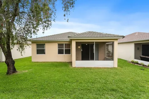 854 SW Rocky Bayou Terrace Port St Lucie FL 34986