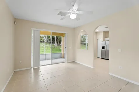 854 SW Rocky Bayou Terrace Port St Lucie FL 34986