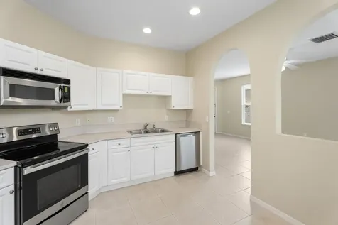 854 SW Rocky Bayou Terrace Port St Lucie FL 34986