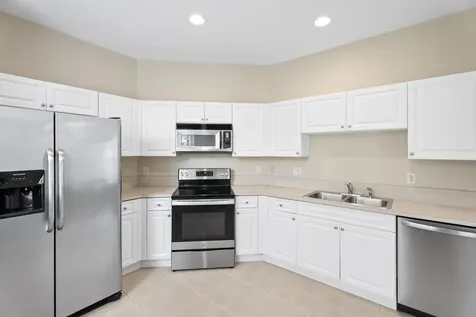 854 SW Rocky Bayou Terrace Port St Lucie FL 34986