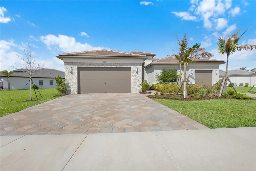 12227 SW Twin Springs Drive Port St Lucie FL 34987