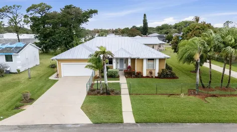5660 SE Colee Avenue Stuart FL 34997
