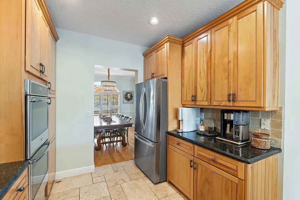 10295 Allamanda Boulevard Palm Beach Gardens FL 33410