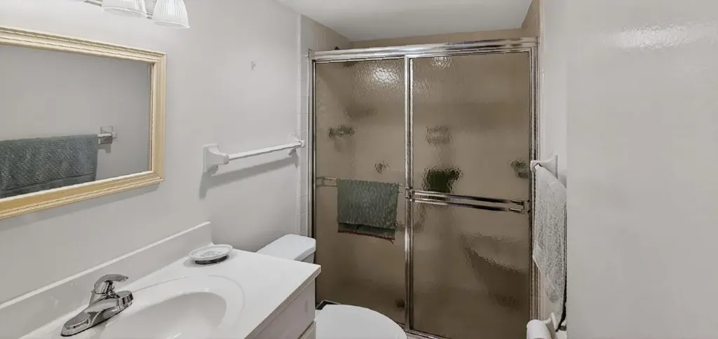 8 Garden Street Tequesta FL 33469