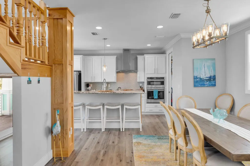 17387 Dolphin Street E Sugarloaf Key FL 33042