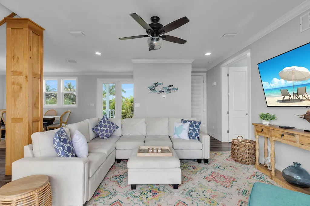 17387 Dolphin Street E Sugarloaf Key FL 33042