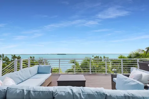 17387 Dolphin Street E Sugarloaf Key FL 33042