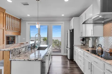 17387 Dolphin Street E Sugarloaf Key FL 33042
