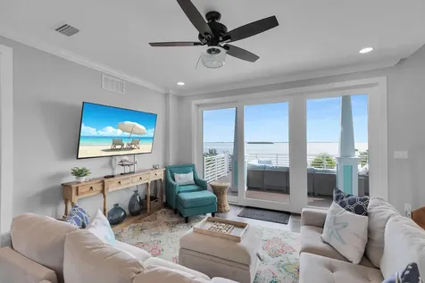 17387 Dolphin Street E Sugarloaf Key FL 33042