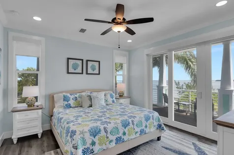 17387 Dolphin Street E Sugarloaf Key FL 33042