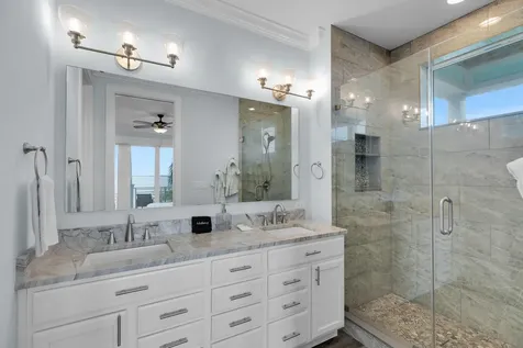 17387 Dolphin Street E Sugarloaf Key FL 33042