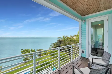 17387 Dolphin Street E Sugarloaf Key FL 33042