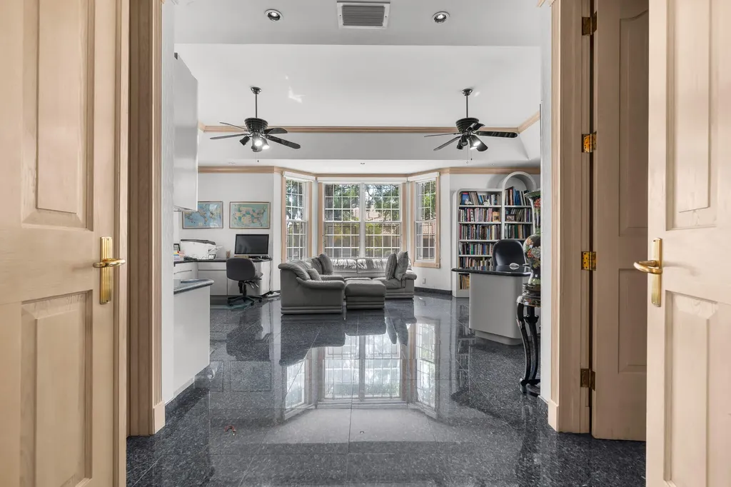 1800 Eagle Trace Boulevard Coral Springs FL 33071