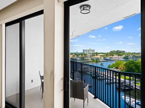 1035 S Federal Highway Delray Beach FL 33483