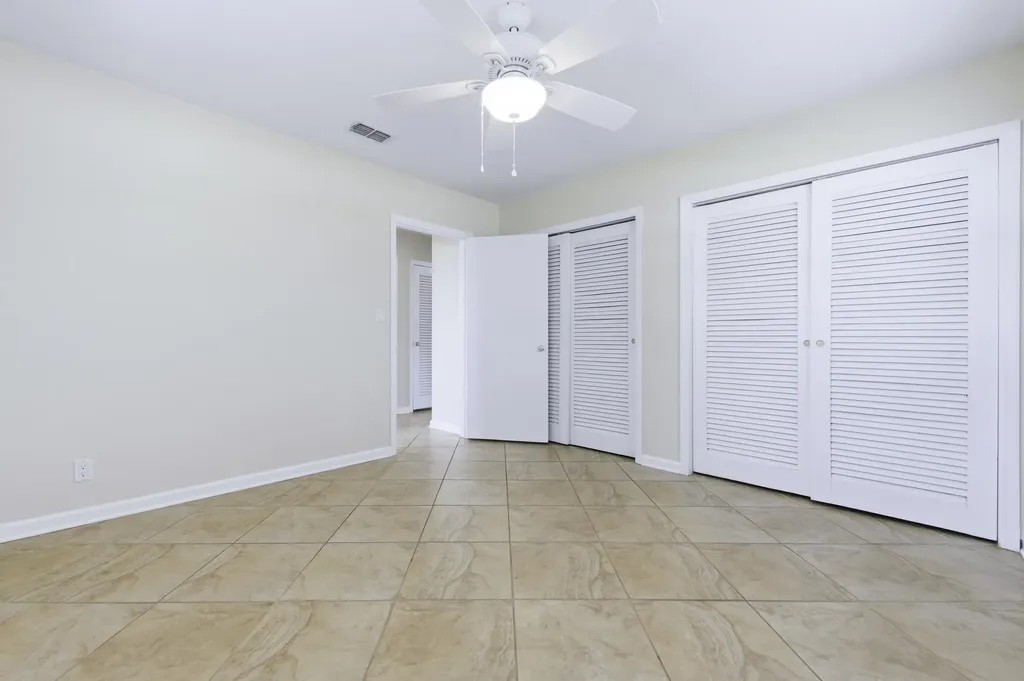 1452 Crest Drive Lake Worth FL 33461