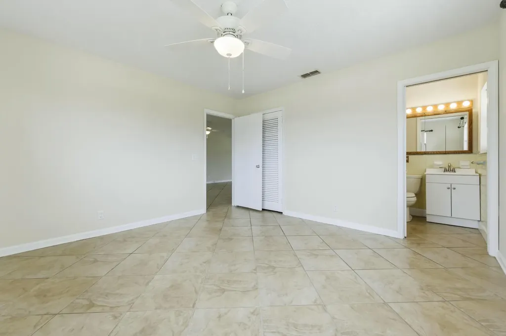 1452 Crest Drive Lake Worth FL 33461