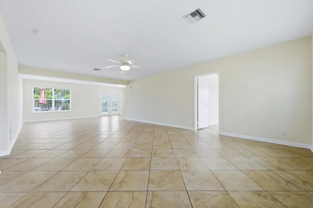 1452 Crest Drive Lake Worth FL 33461