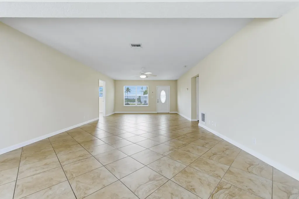 1452 Crest Drive Lake Worth FL 33461