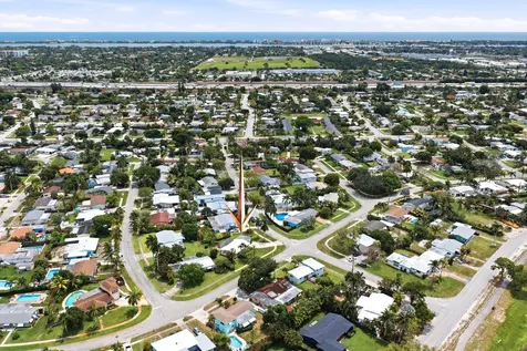 1452 Crest Drive Lake Worth FL 33461