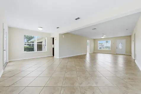 1452 Crest Drive Lake Worth FL 33461