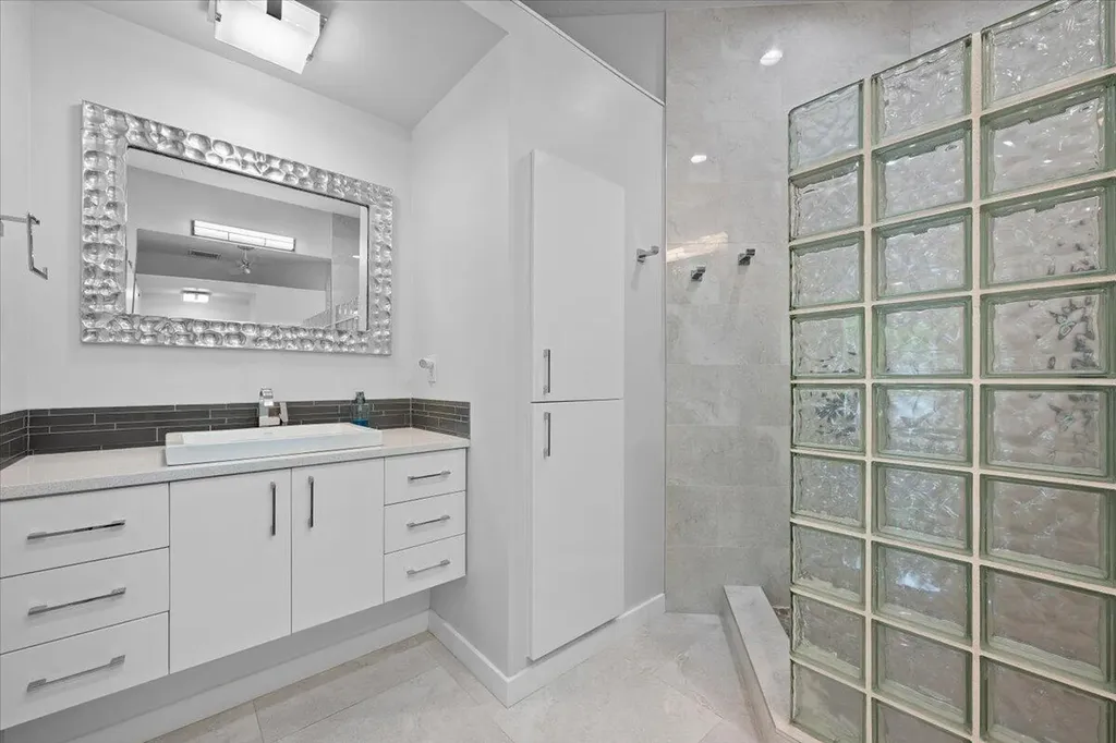 169 Hampton Circle Jupiter FL 33458