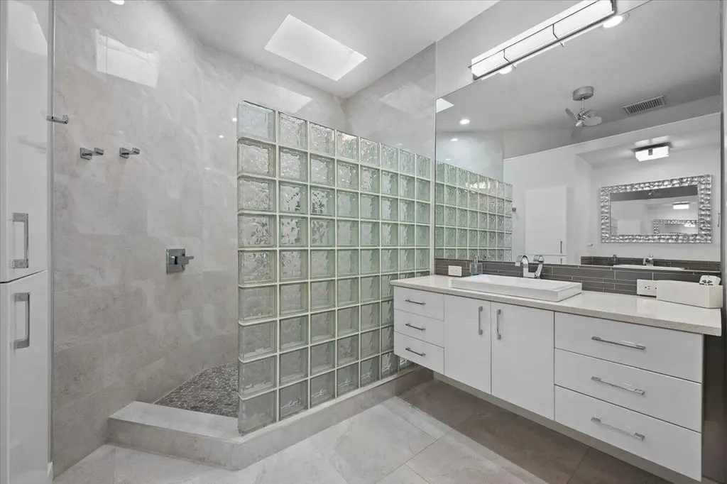 169 Hampton Circle Jupiter FL 33458