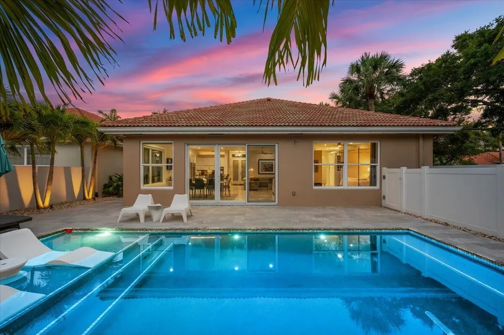 169 Hampton Circle Jupiter FL 33458