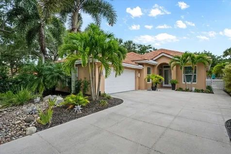 169 Hampton Circle Jupiter FL 33458