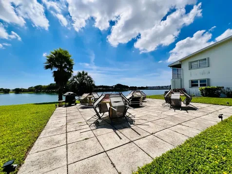 57 Chatham C West Palm Beach FL 33417