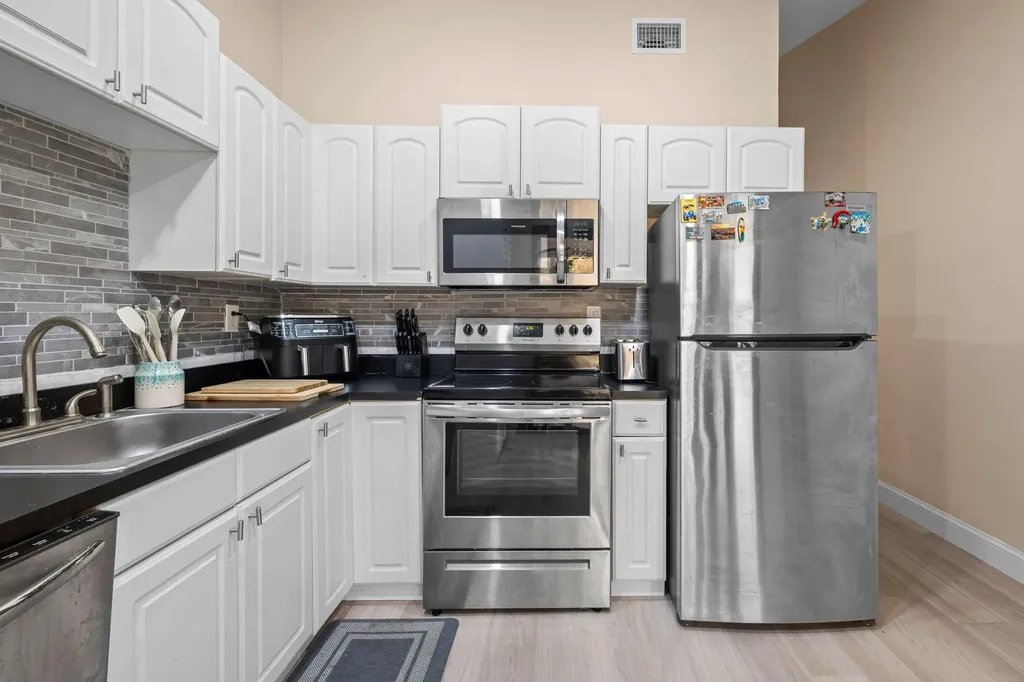 11197 NW 37th Street Sunrise FL 33351