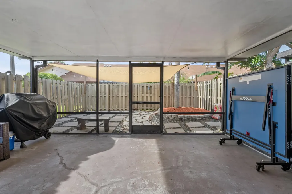 11197 NW 37th Street Sunrise FL 33351