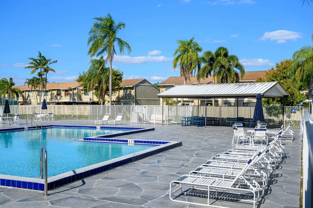 11197 NW 37th Street Sunrise FL 33351