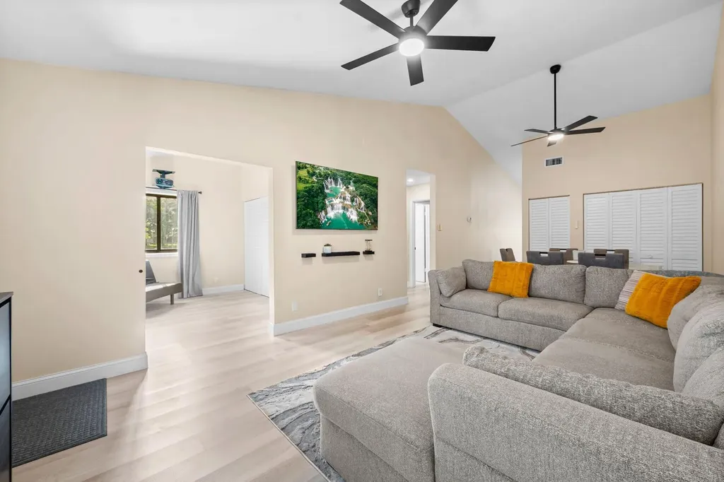11197 NW 37th Street Sunrise FL 33351