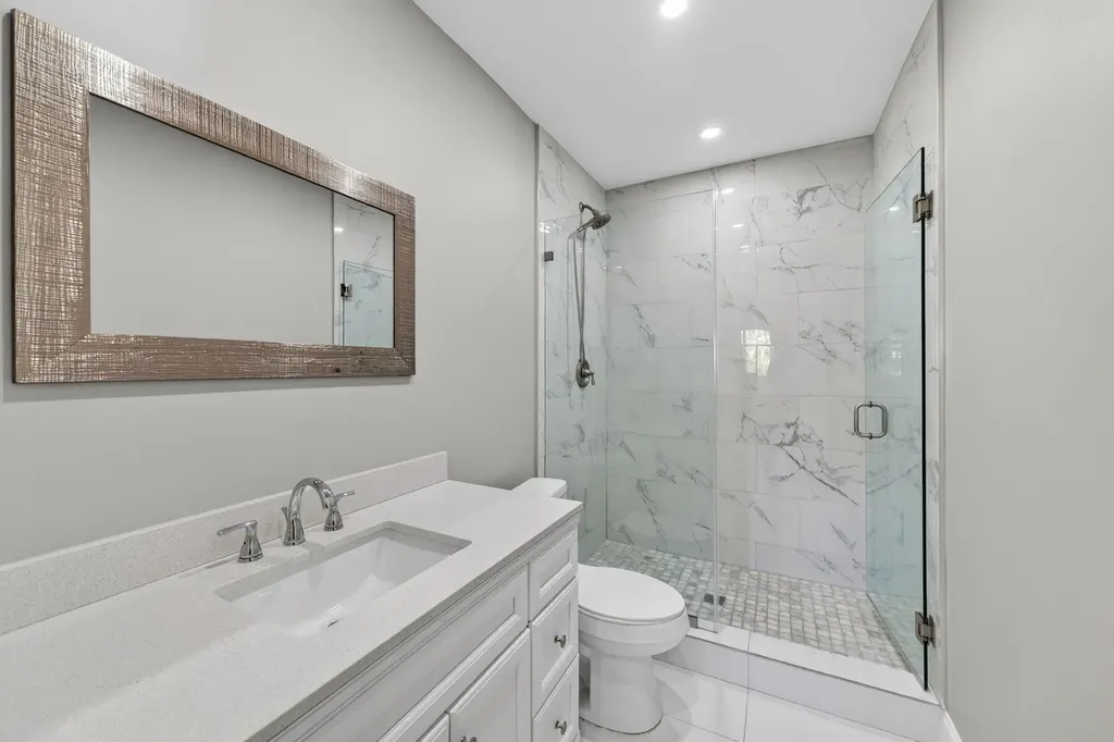 850 SE 1st Avenue Pompano Beach FL 33060
