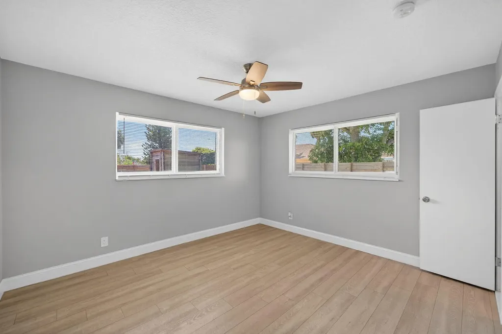850 SE 1st Avenue Pompano Beach FL 33060