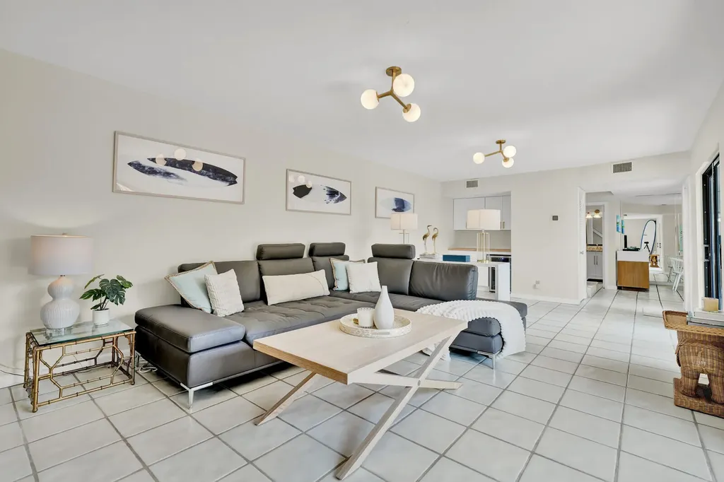1420 Ocean Way Jupiter FL 33477