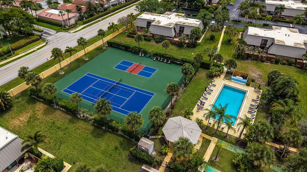 1420 Ocean Way Jupiter FL 33477