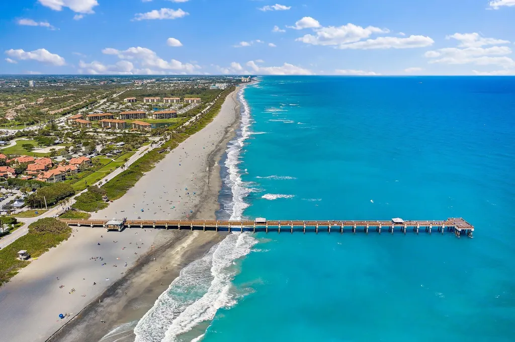 1420 Ocean Way Jupiter FL 33477