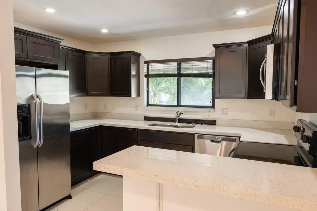 1665 Cabot Lane Wellington FL 33414