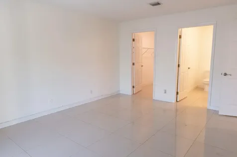 1665 Cabot Lane Wellington FL 33414