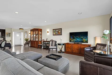 818 SE 4th Street Fort Lauderdale FL 33301